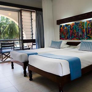 Standard Zimmer mit Kingsize-Bett